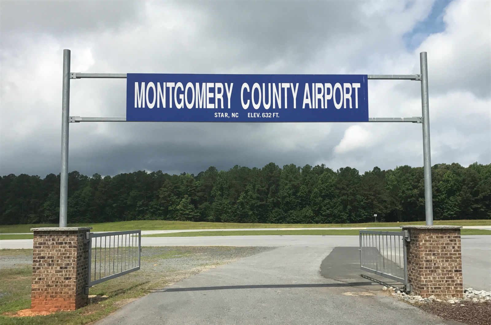 MOntgomery County Nc Airport